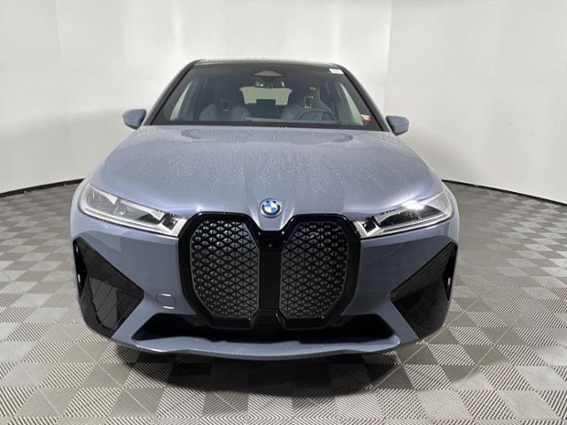 2023 BMW iX