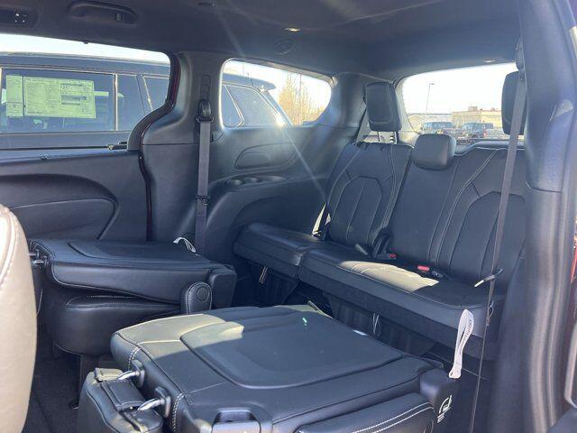 2023 Chrysler Pacifica PACIFICA TOURING L AWD