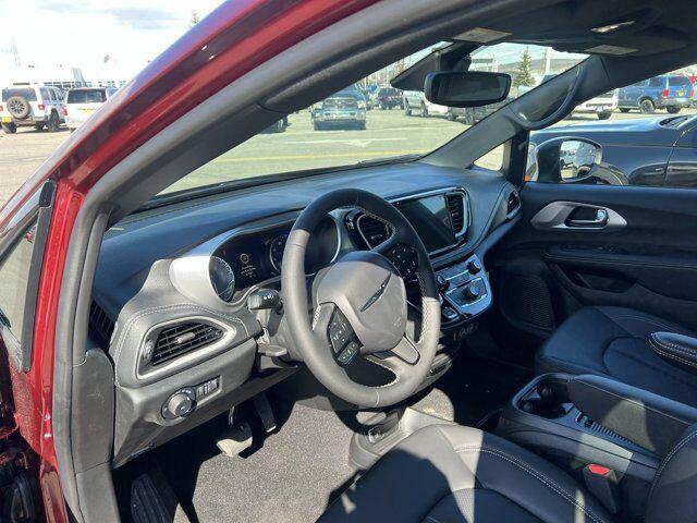 2023 Chrysler Pacifica PACIFICA TOURING L AWD
