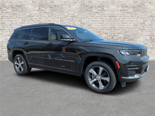 2023 Jeep Grand Cherokee GRAND CHEROKEE L LIMITED 4X4