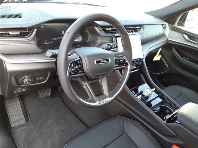 2023 Jeep Grand Cherokee GRAND CHEROKEE L OVERLAND 4X4
