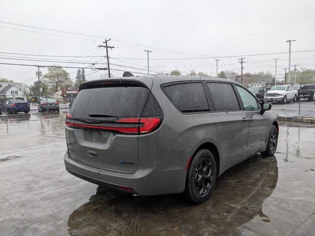 2023 Pacifica Plug-In Hybrid PLUG-IN HYBRID TOURING L fwd 9