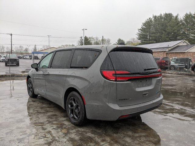 2023 Pacifica Plug-In Hybrid PLUG-IN HYBRID TOURING L fwd 10