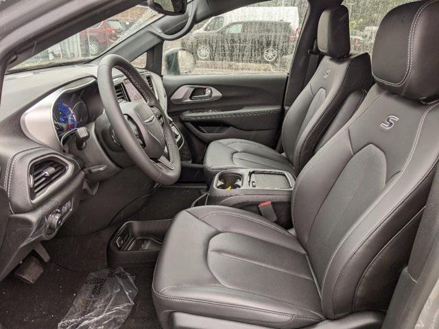 2023 Pacifica Plug-In Hybrid PLUG-IN HYBRID TOURING L fwd 12