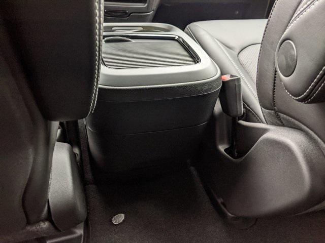 2023 Pacifica Plug-In Hybrid PLUG-IN HYBRID TOURING L fwd 17