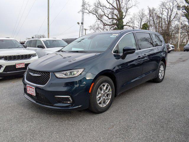2023 Chrysler Pacifica PACIFICA TOURING L
