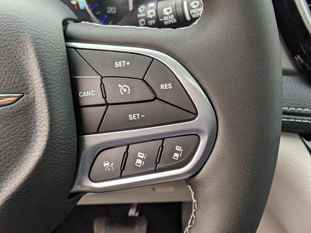 2023 Chrysler Pacifica PACIFICA TOURING L