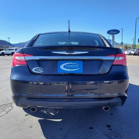 2013 Chrysler 200 Limited