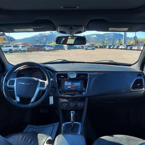 2013 Chrysler 200 Limited
