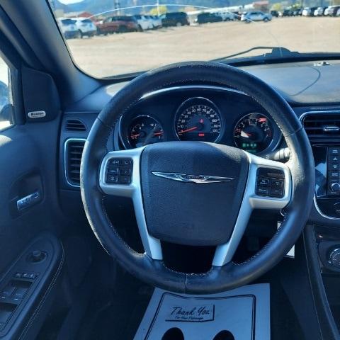 2013 Chrysler 200 Limited