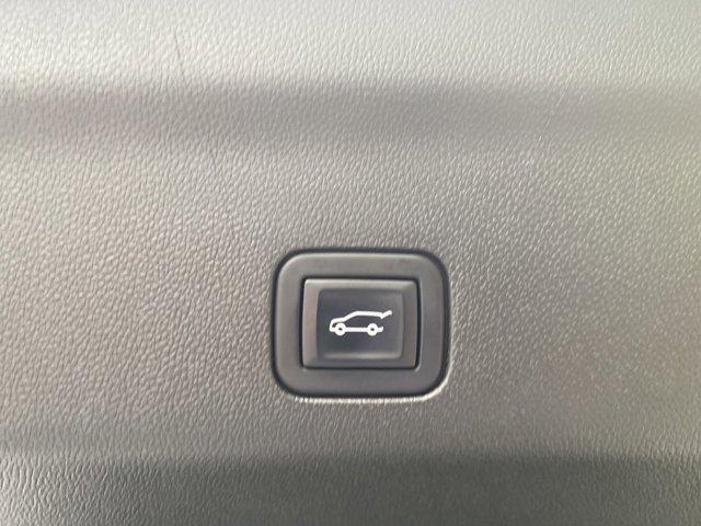 2023 GMC Yukon 4WD SLT