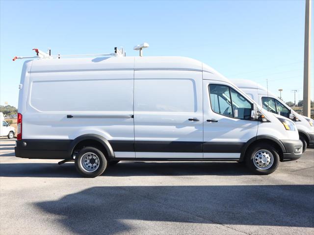 2022 Ford Transit Cargo Van T-350 HD 148" EL Hi Rf 11000 GVWR DRW AWD