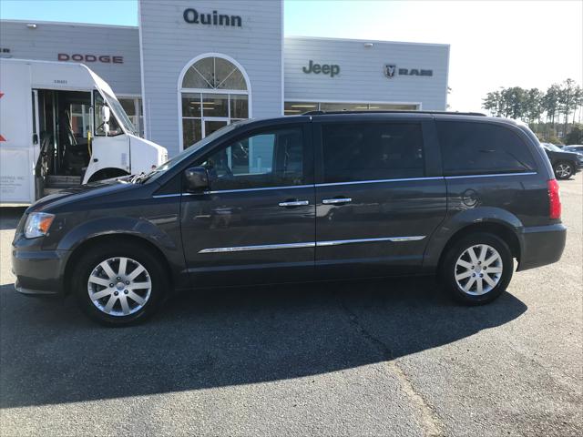 2015 Chrysler Town and Country Touring