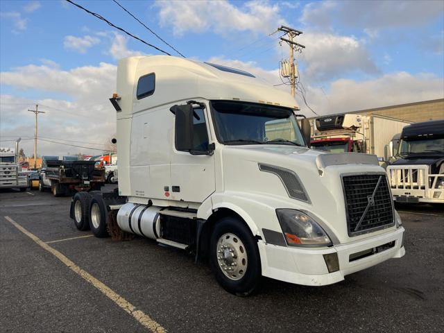 2012 Volvo Vnl VNL 670 Sleeper