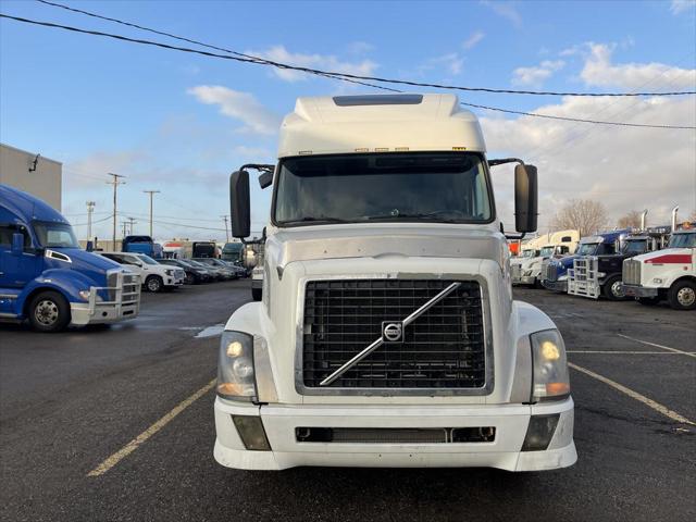 2012 Volvo Vnl VNL 670 Sleeper