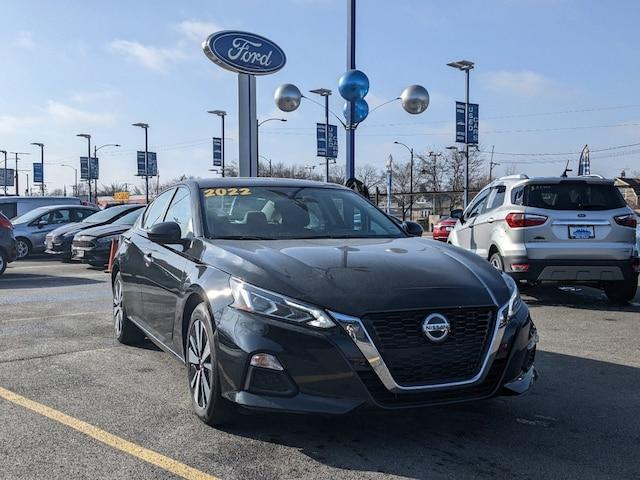 2022 Nissan Altima SV FWD for sale near Chicago, IL