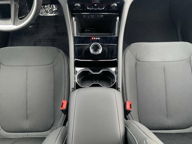 2023 Jeep Grand Cherokee GRAND CHEROKEE LAREDO 4X4
