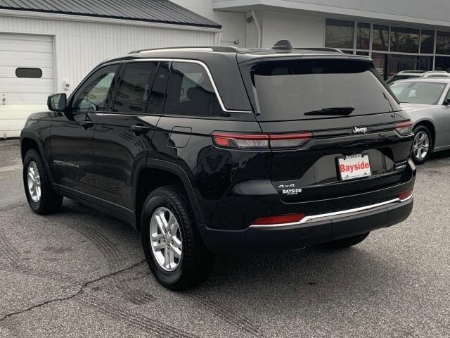 2023 Jeep Grand Cherokee GRAND CHEROKEE LAREDO 4X4