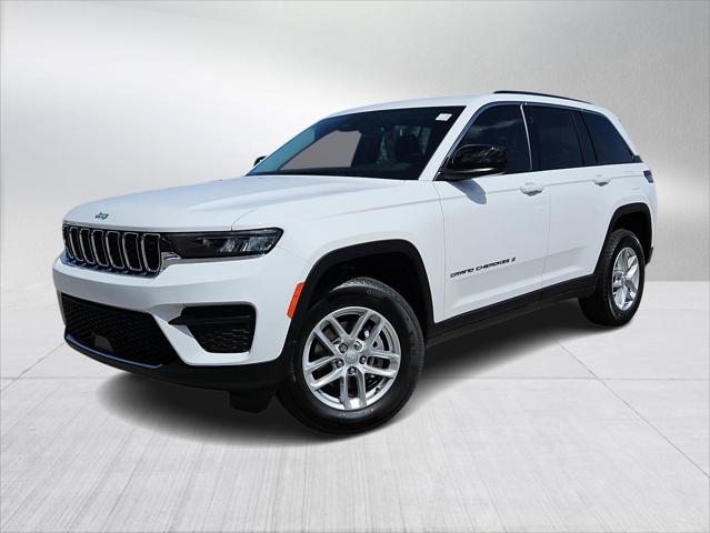 2023 Jeep Grand Cherokee GRAND CHEROKEE LAREDO 4X2