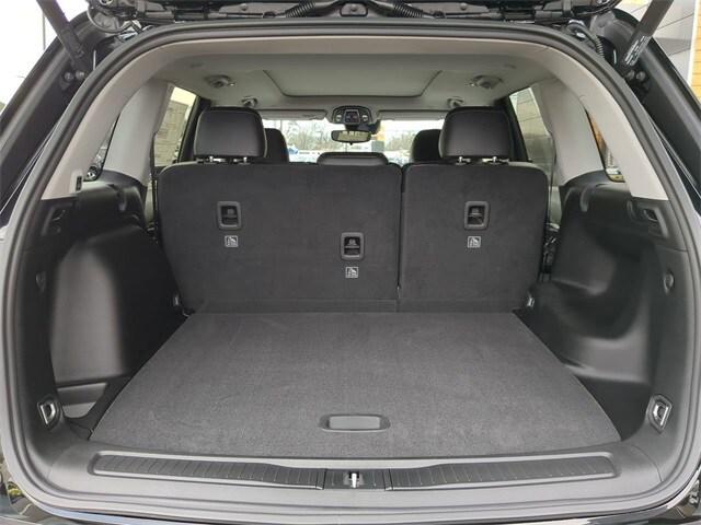 2023 Jeep Grand Cherokee GRAND CHEROKEE LIMITED 4X4