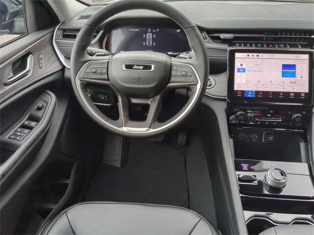2023 Jeep Grand Cherokee GRAND CHEROKEE LIMITED 4X4