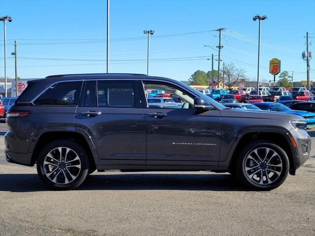 2023 Jeep Grand Cherokee GRAND CHEROKEE OVERLAND 4X4