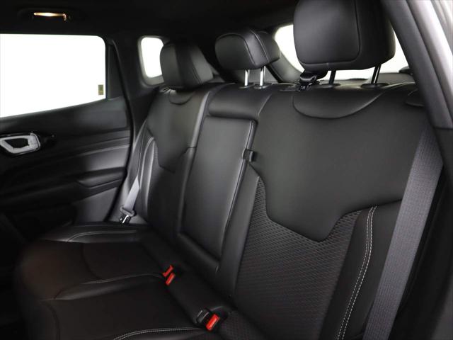 2023 Jeep Compass COMPASS ALTITUDE 4X4