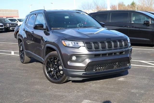 2023 Jeep Compass COMPASS ALTITUDE 4X4