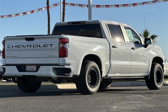 2021 Chevrolet Silverado 1500 2WD Crew Cab Short Bed Custom 2021 Chevrolet Silverado 1500 2WD Crew Cab Short Bed Custom