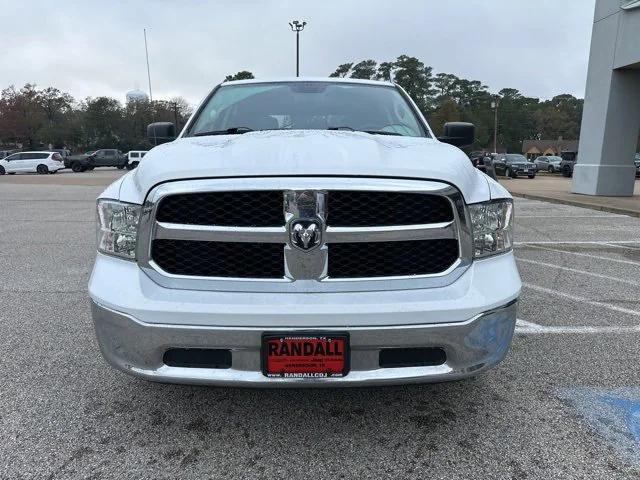 2019 RAM 1500 Classic SLT Crew Cab 4x2 64 Box 2019 RAM 1500 Classic SLT Crew Cab 4x2 64 Box