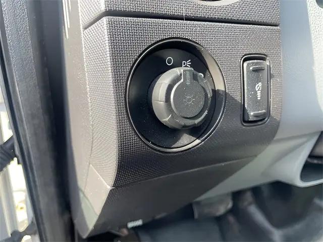 2011 Ford F-550 XL
