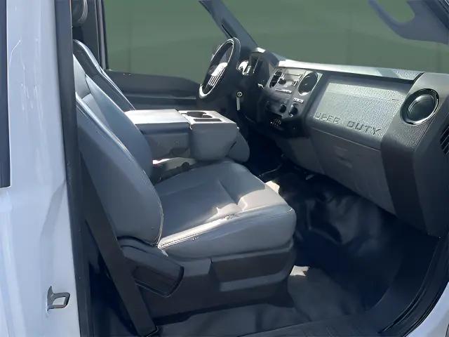 2011 Ford F-550 XL