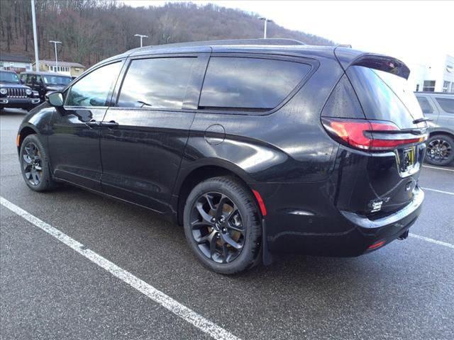 2023 Chrysler Pacifica PACIFICA LIMITED AWD