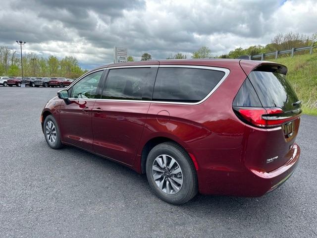 2023 Chrysler Pacifica Hybrid PACIFICA PLUG-IN HYBRID TOURING L