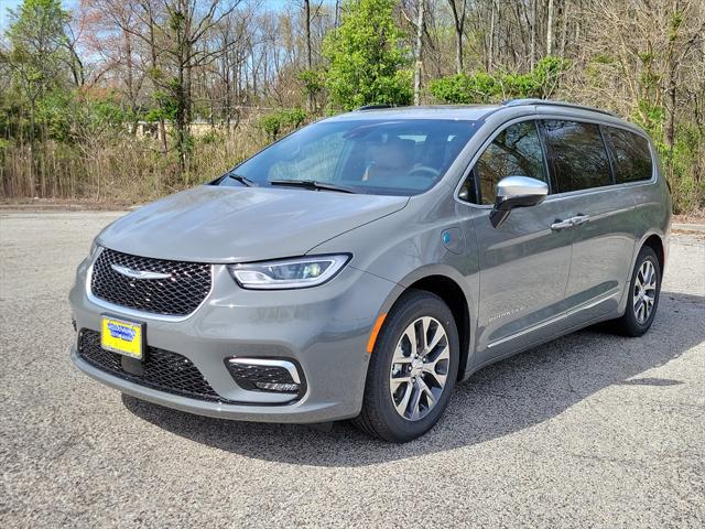 2023 Chrysler Pacifica Plug-In Hybrid PACIFICA PLUG-IN HYBRID PINNACLE