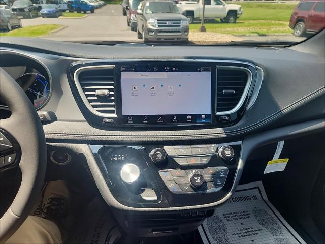 2023 Chrysler Pacifica Plug-In Hybrid PACIFICA PLUG-IN HYBRID TOURING L