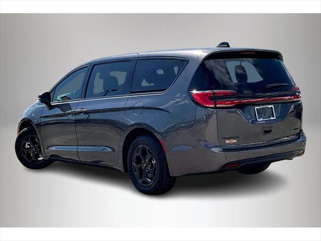 2023 Chrysler Pacifica Hybrid PACIFICA PLUG-IN HYBRID TOURING L