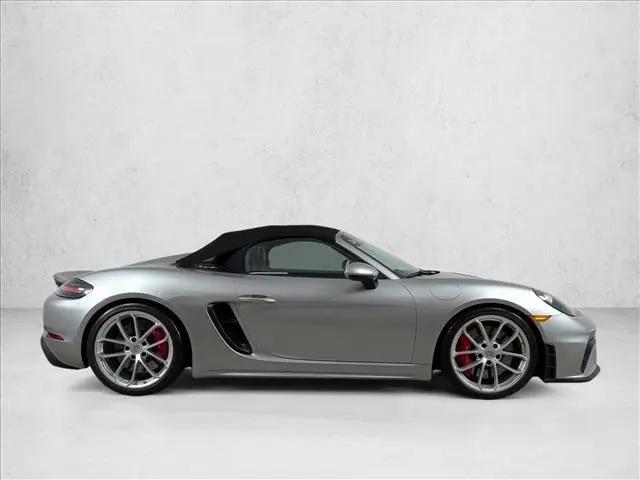 2021 Porsche 718 Spyder Roadster