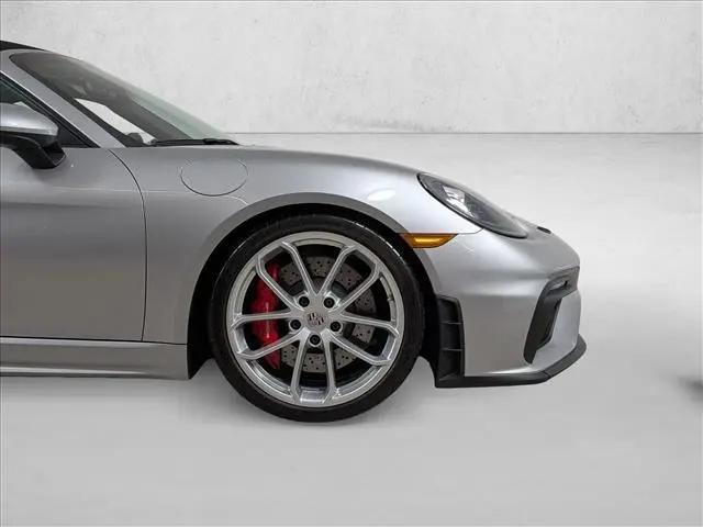 2021 Porsche 718 Spyder Roadster