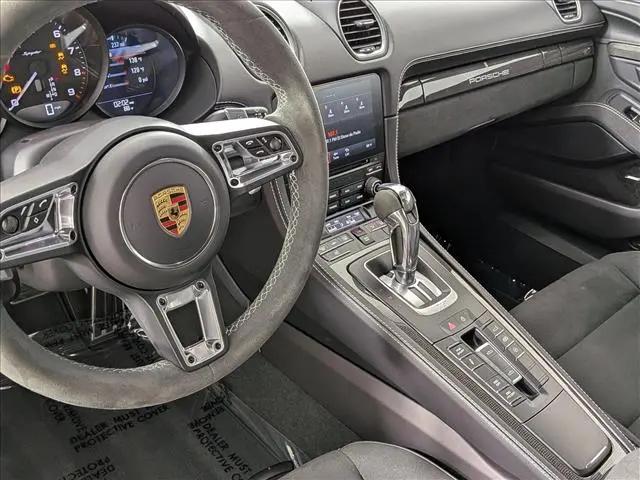 2021 Porsche 718 Spyder Roadster