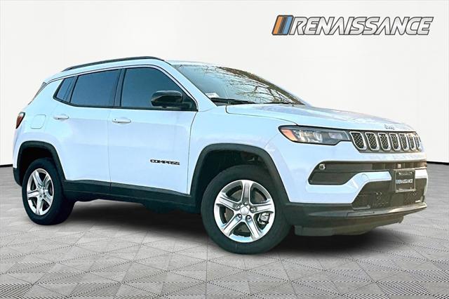 2023 Jeep Compass COMPASS LATITUDE 4X4