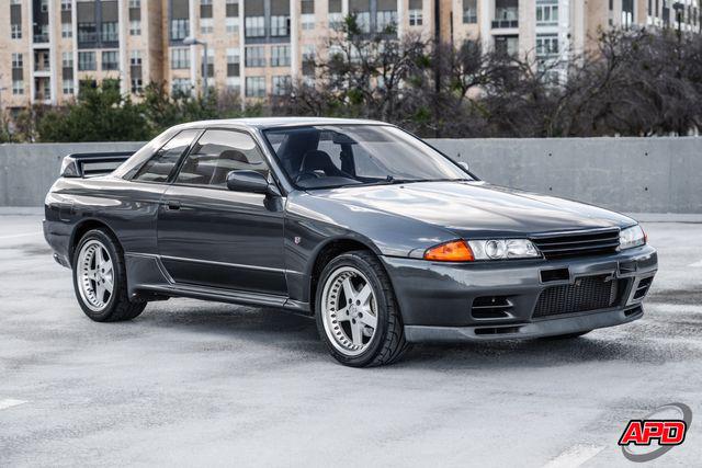 1989 Nissan GT-R JDM RIGHT HAND DRIVE