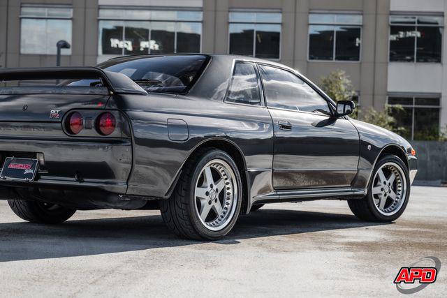 1989 Nissan GT-R JDM RIGHT HAND DRIVE