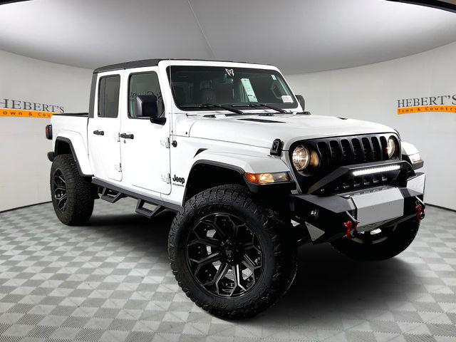 2023 Jeep Gladiator GLADIATOR SPORT S 4X4