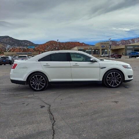 2018 Ford Taurus Limited