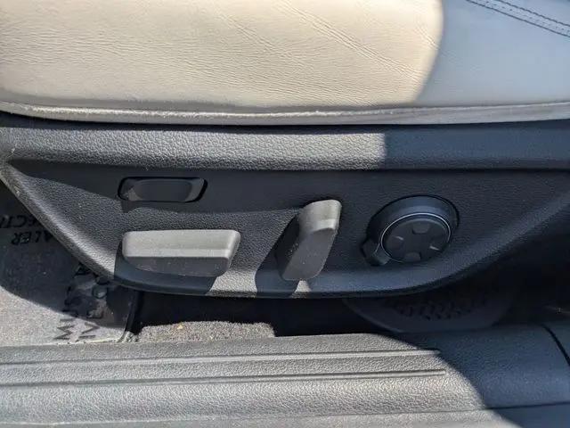 2022 Genesis G70 3.3T RWD