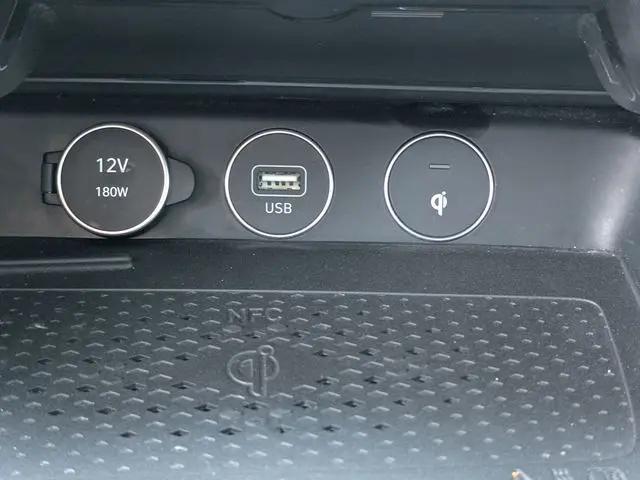 2022 Genesis G70 3.3T RWD