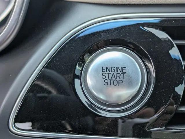 2022 Genesis G70 3.3T RWD