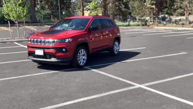 2023 Jeep Compass COMPASS LATITUDE LUX 4X4