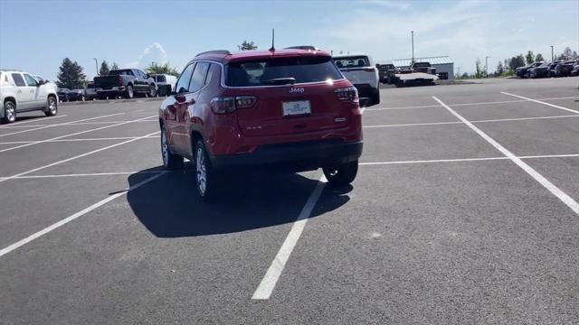 2023 Jeep Compass COMPASS LATITUDE LUX 4X4